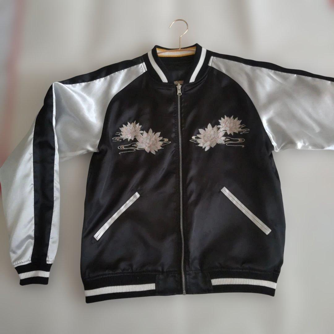 美品　抜刀娘　刺繍入りサテン スカジャン リバーシブル　M　メンズ&レディース