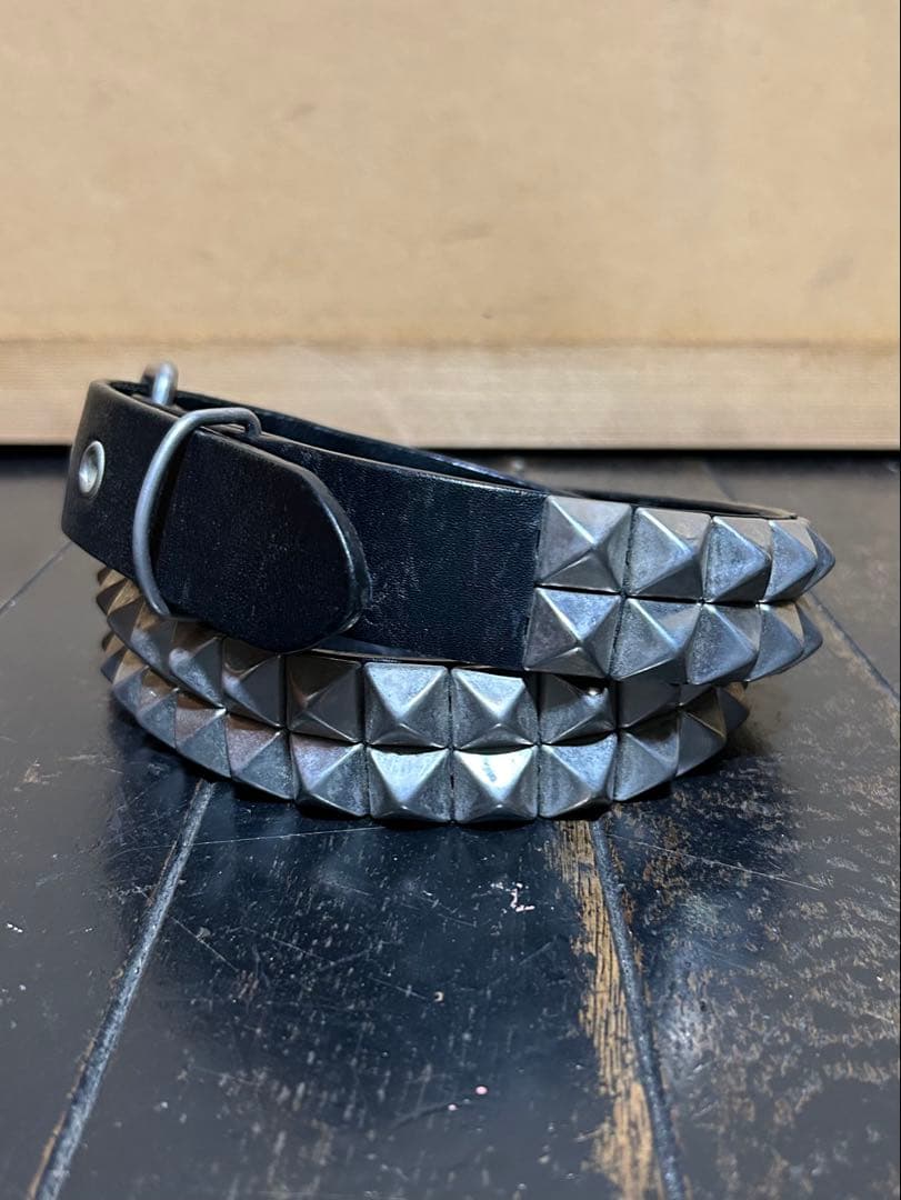 666 2連ピラミッドベルト スタッズベルト M 全長97cm