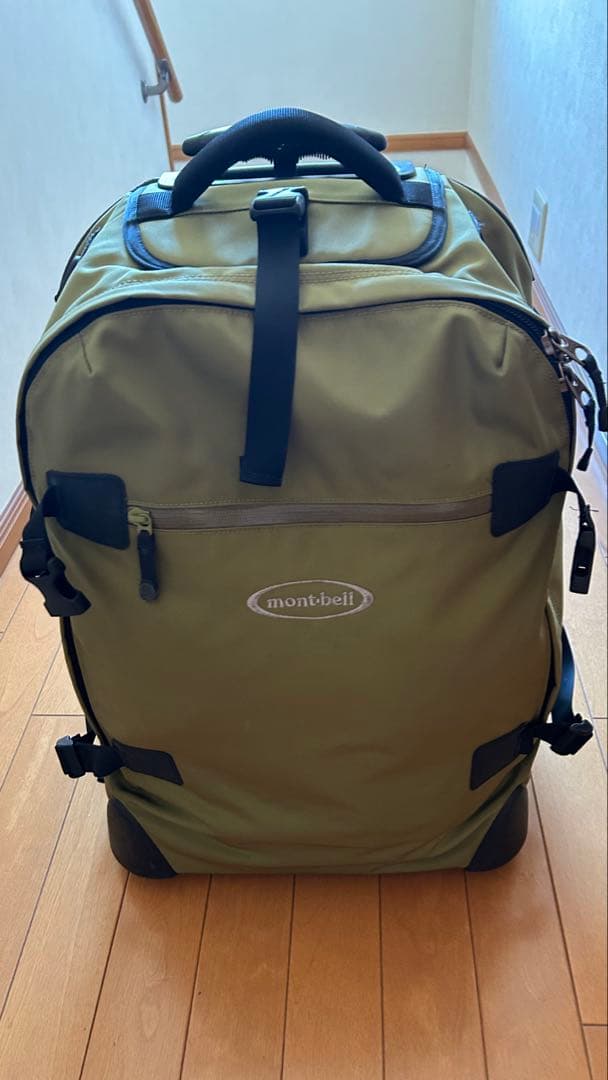 美品　mont-bell モンベルウィリーバッグ35 キャリーケース