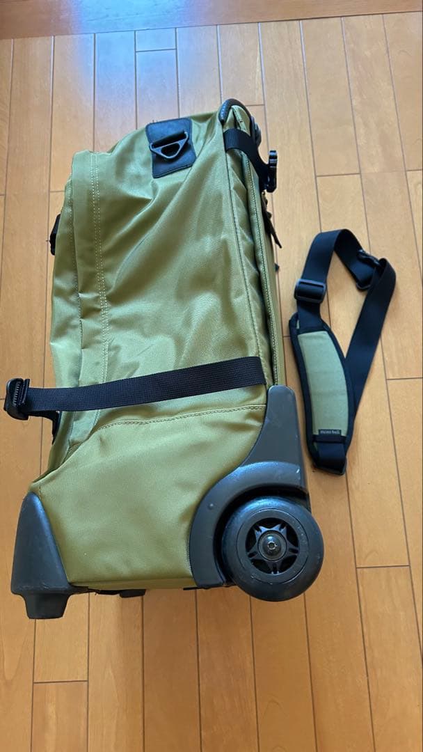 美品　mont-bell モンベルウィリーバッグ35 キャリーケース