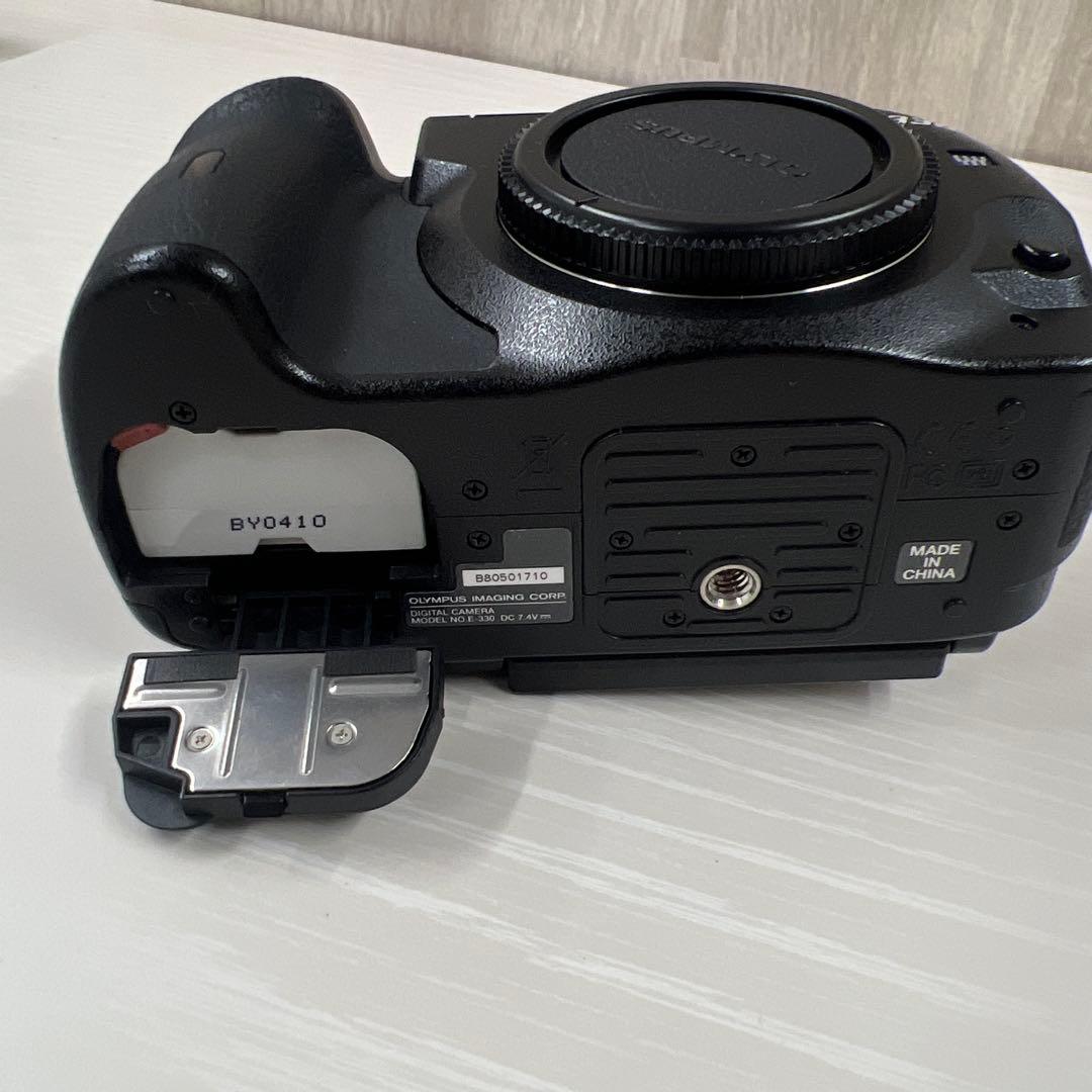 OLYMPUS E-330 デジタル一眼レフカメラ