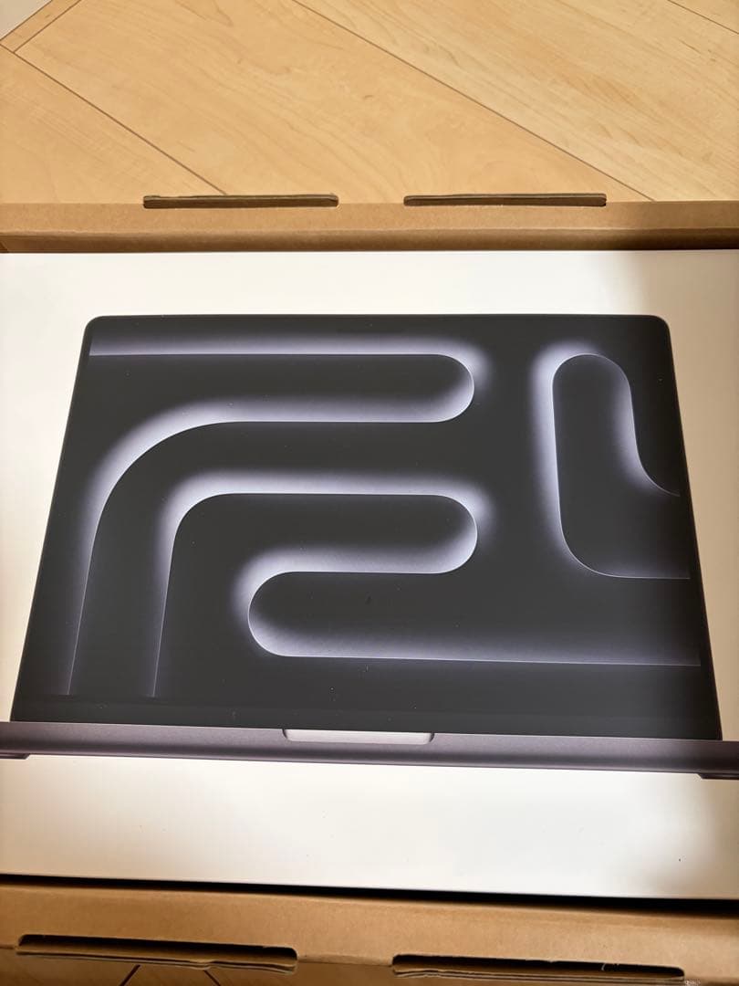 macbook pro M4 14インチ