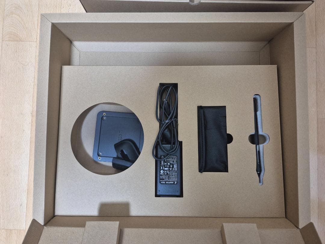 【液タブ】Wacom Cintiq 16 本体【Wacom】