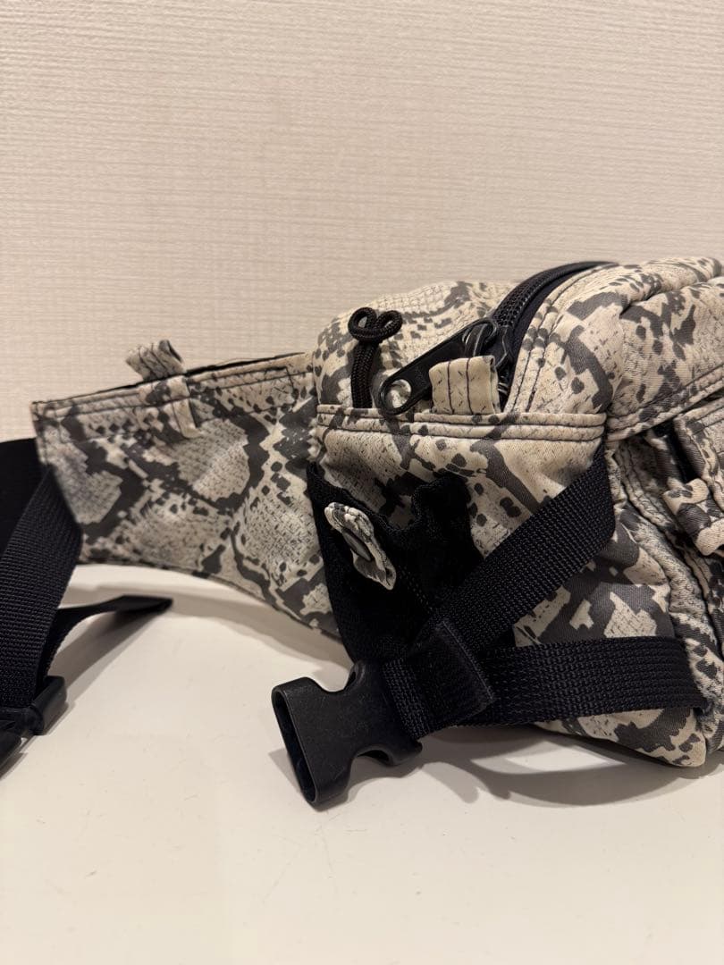 ★HEAD PORTER★ヘッドポーター★パイソン柄★ボディバッグ★ウエスト