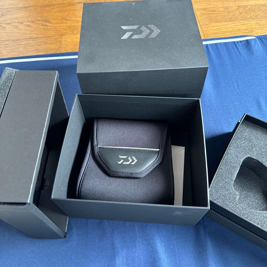 ダイワ　22イグジスト　LT2000S-P RCSコルクノブ