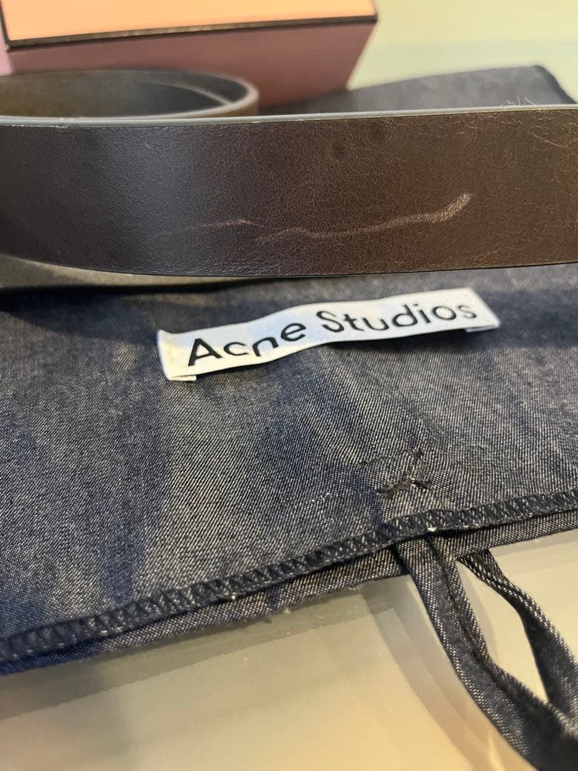 Acne Studios ブラウンレザーベルト