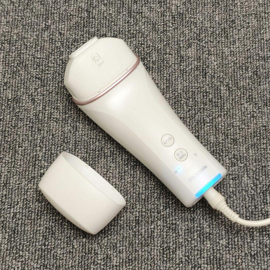 ♥️ 動作品 Panasonic 脱毛器 ホワイト コード　脱毛器 LED表示
