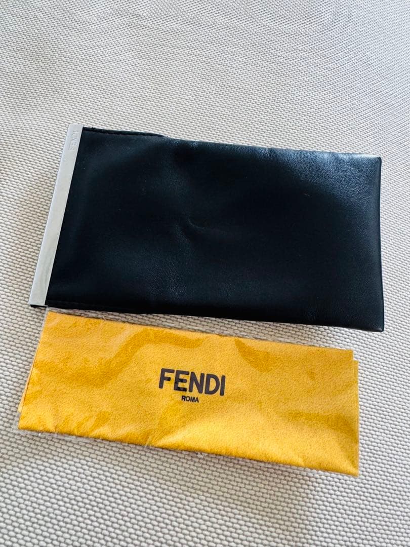 FENDI ブラウンサングラス　美品
