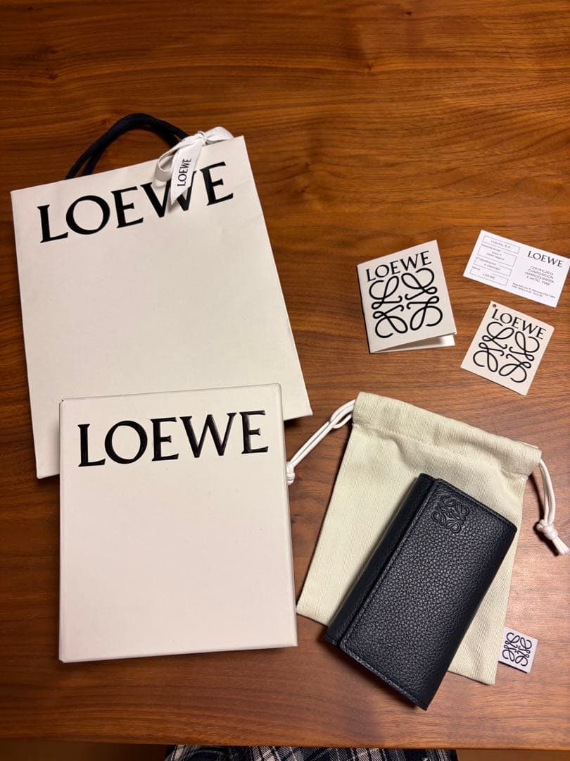 LOEWE　ロエベ　キーケース　6連フック