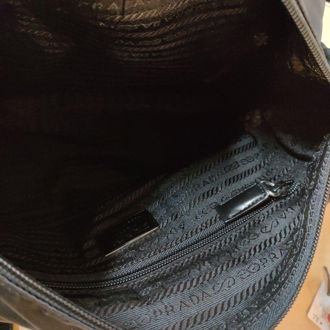 PRADA プラダ メッセンジャーバッグ ブラック 三角ロゴ