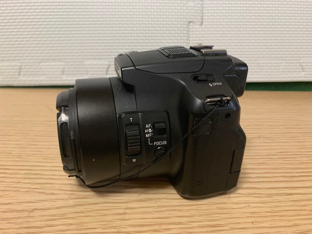 LEICA コンパクトデジタルカメラ