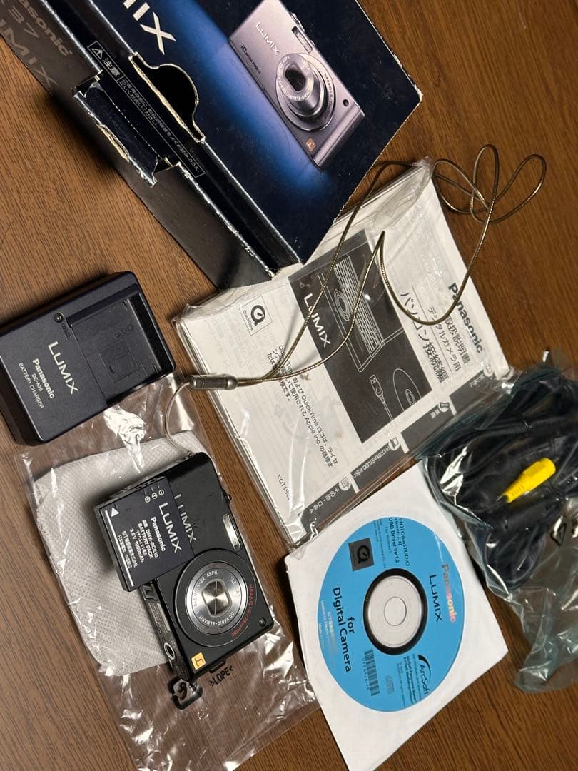 パナソニック LUMIX DMC-FX37 コンパクトデジタルカメラ