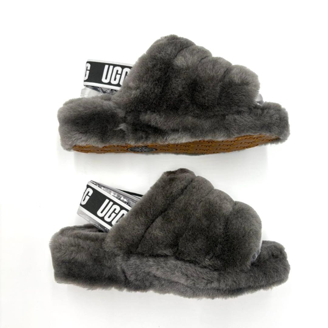 新品未使用✨️UGG アグ モコモコ サンダル チャコール 22cm レディース