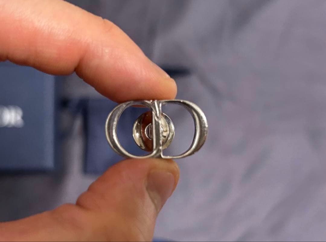 Dior CD ICON ブローチ シルバー