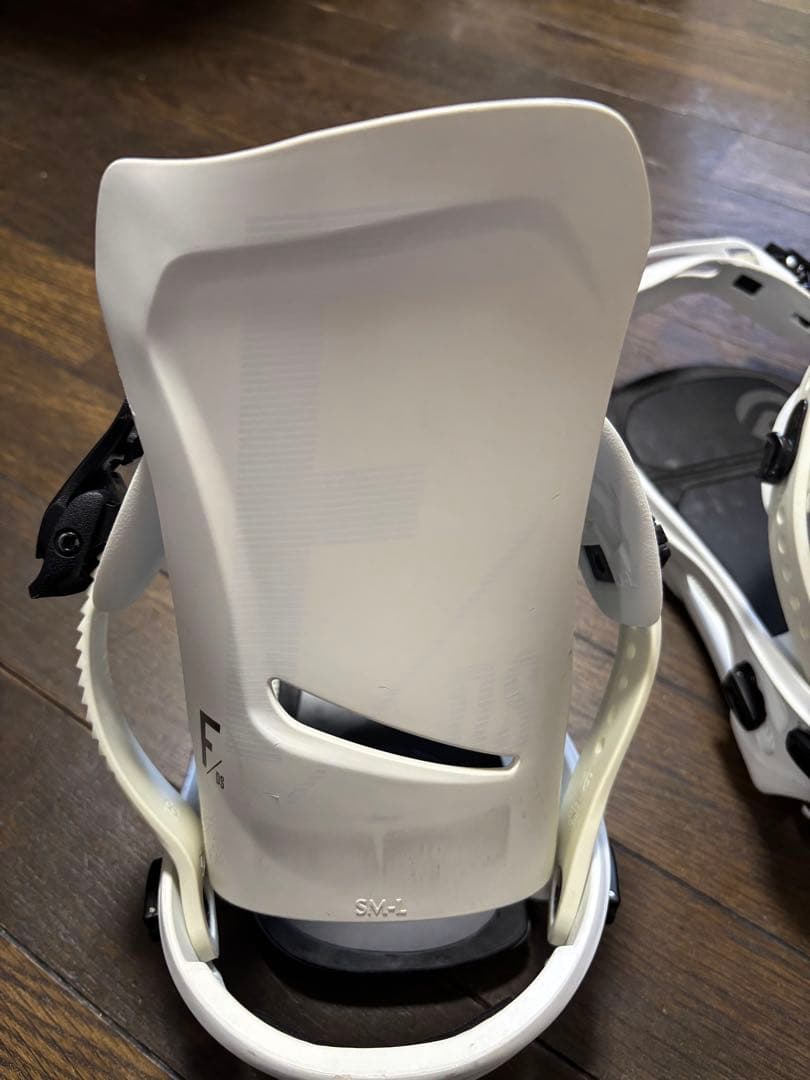 フラックス　FLUX DS 19-20 スノーボードビンディング 白