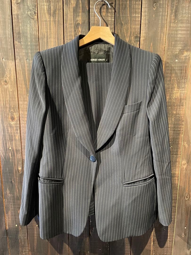 ジョルジオアルマーニ　セットアップスーツ ビジネススーツ レディースサイズ48