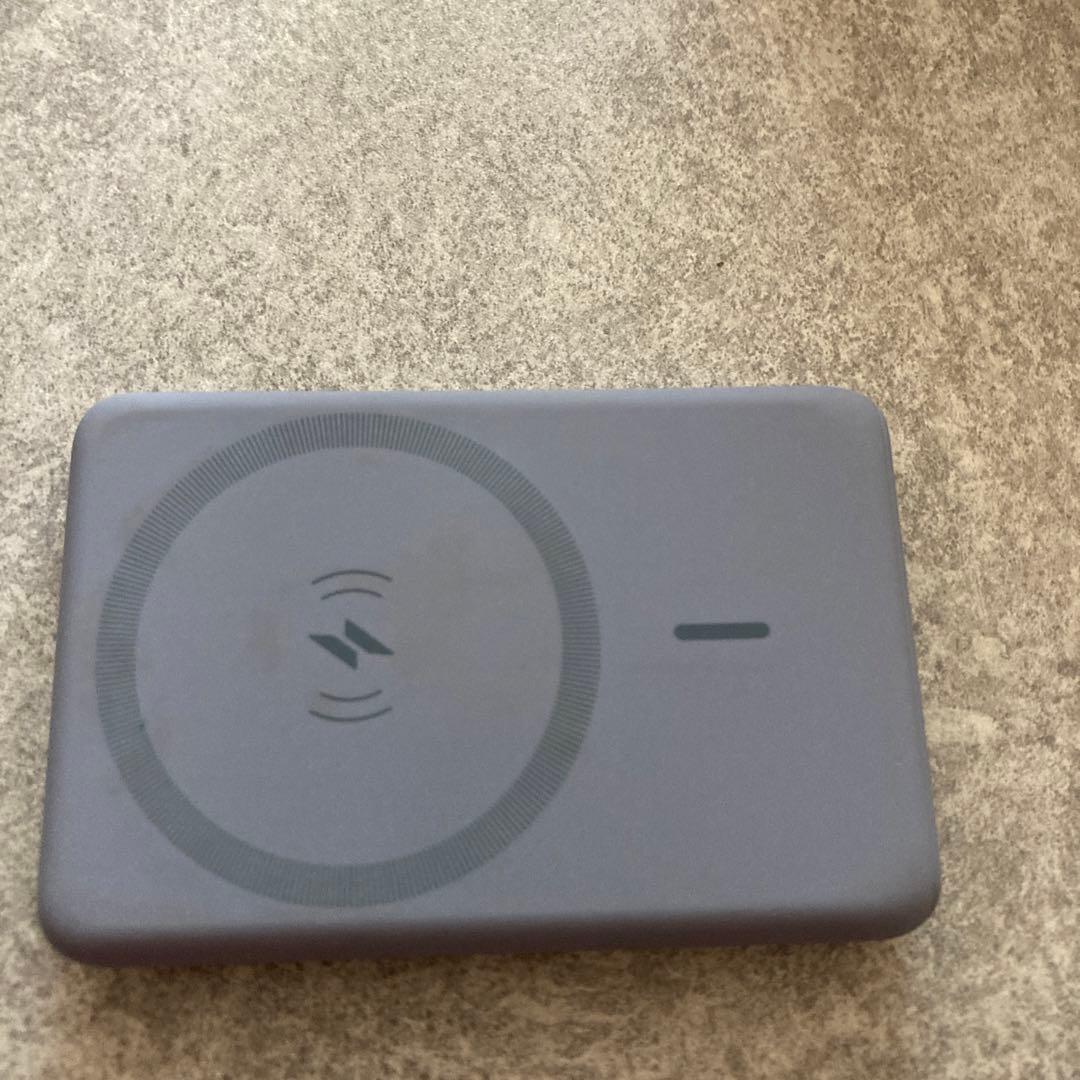 ANKER ワイヤレスバッテリー