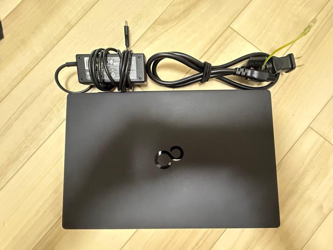 FMV LIFEBOOK UH90/G2 12世代i7 搭載