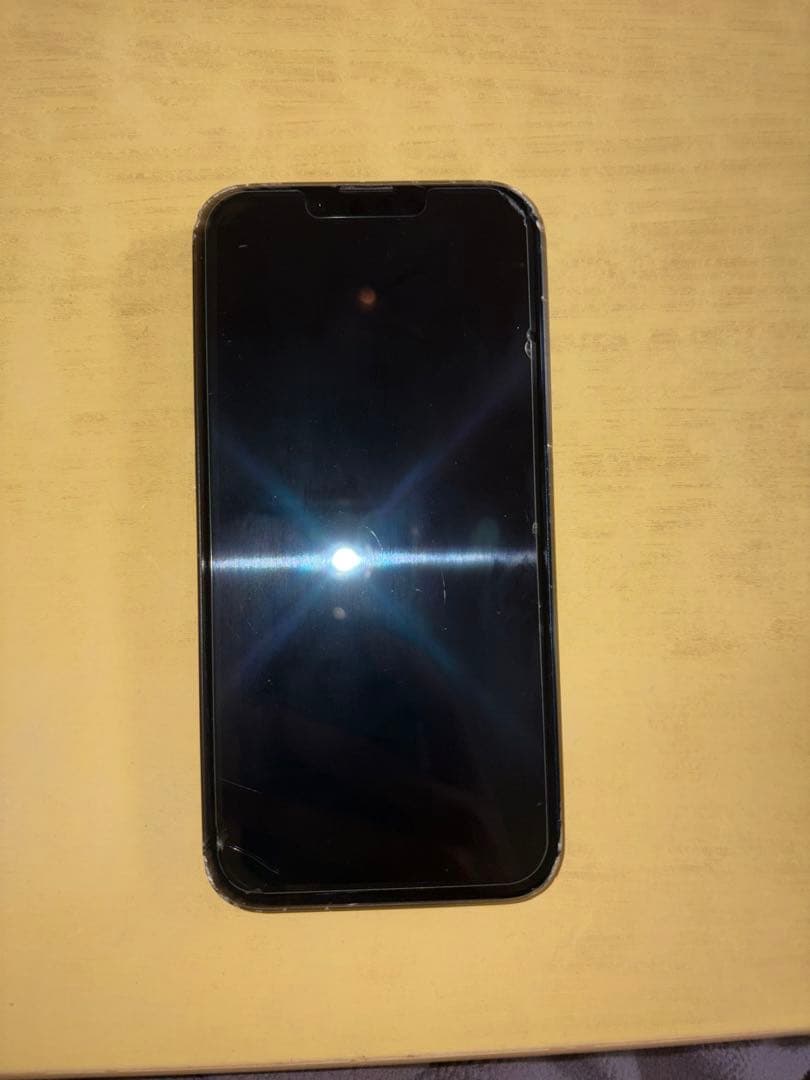 Apple iPhone 13 ブラック本体