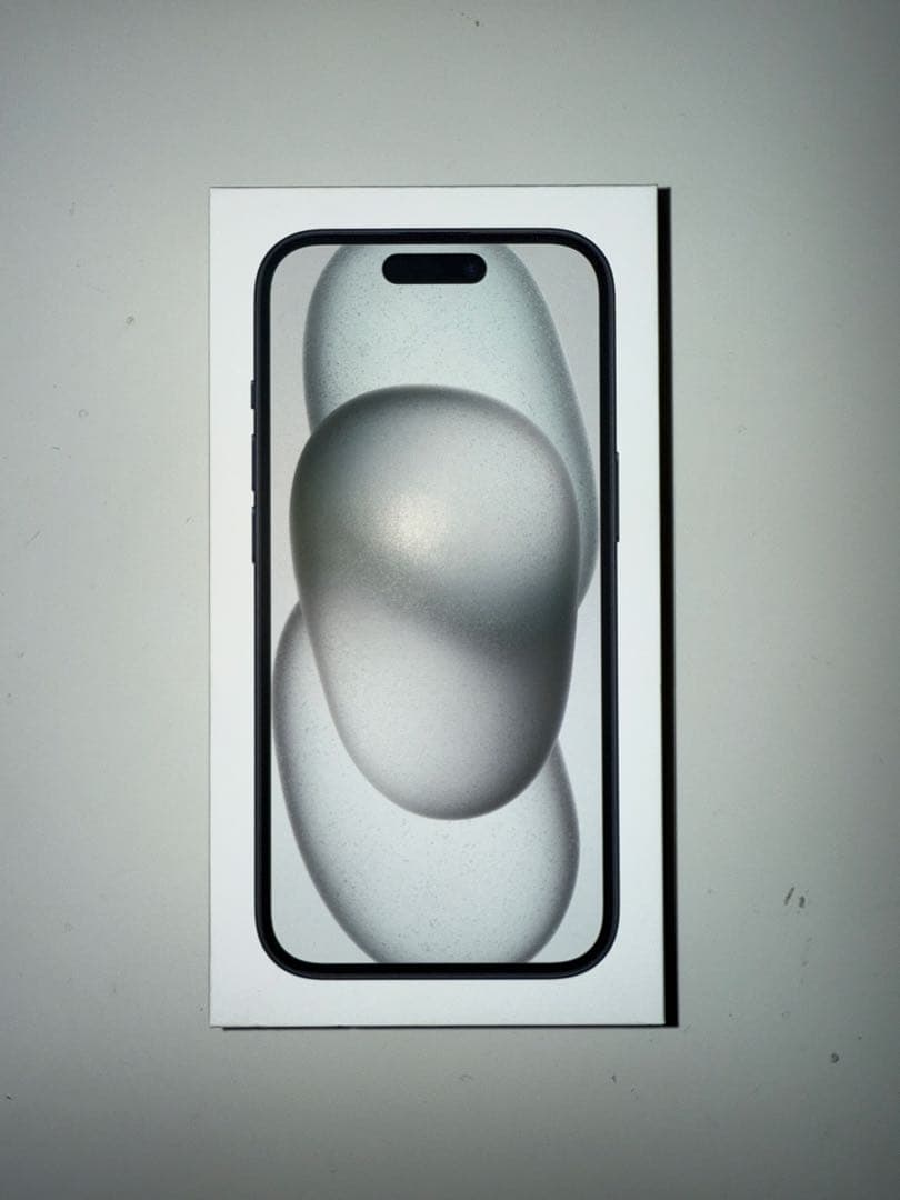 Apple iPhone 15 ブラック 未使用開封済み　値下げ中