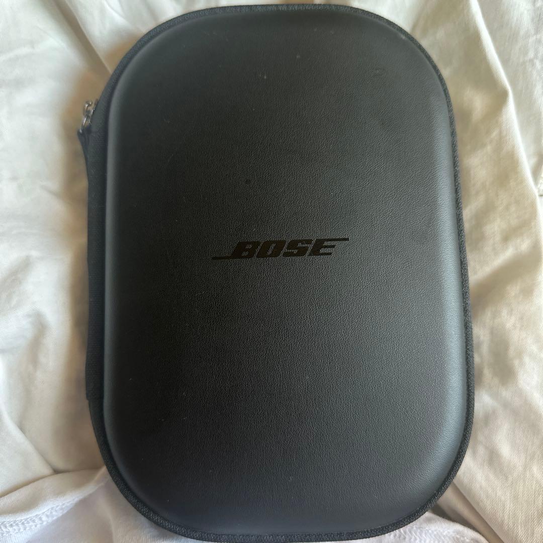 Bose ワイヤレスヘッドホン 専用ケース付き