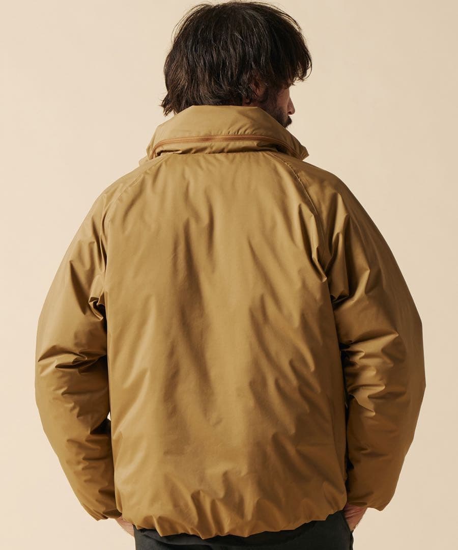 コーブトゥドームブラックインシュレーテッドジャケット　コロンビア　デルタ