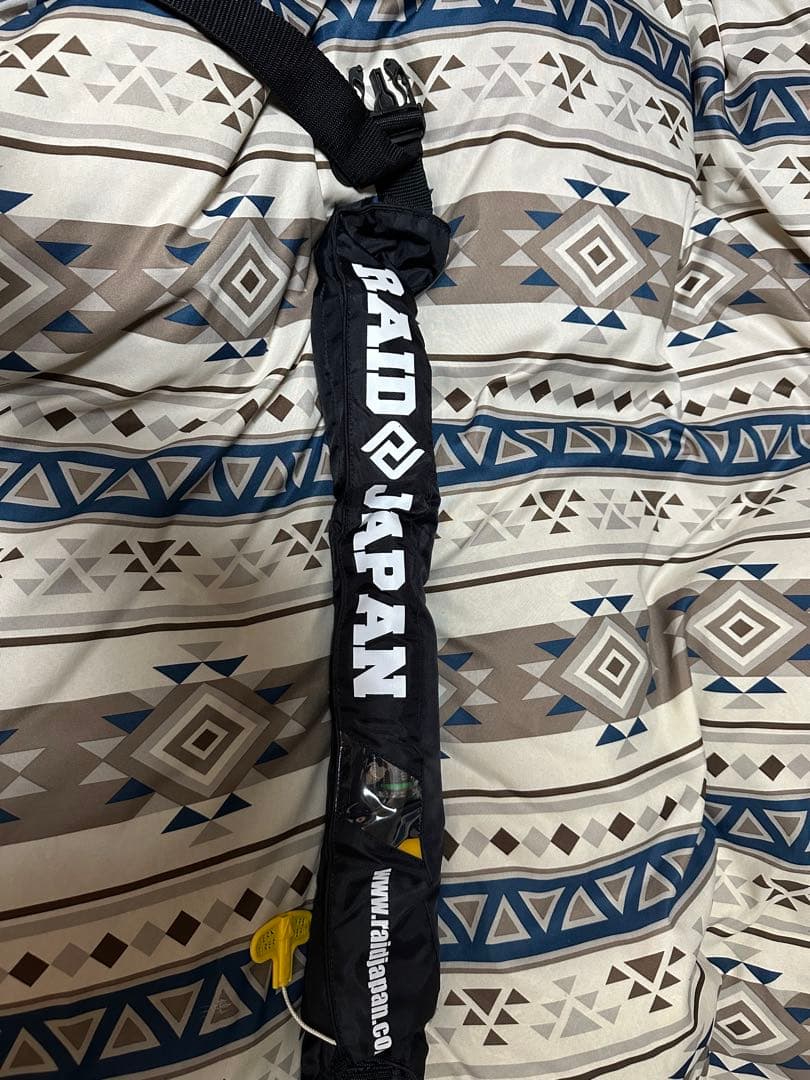 レイドジャパン ライフジャケット