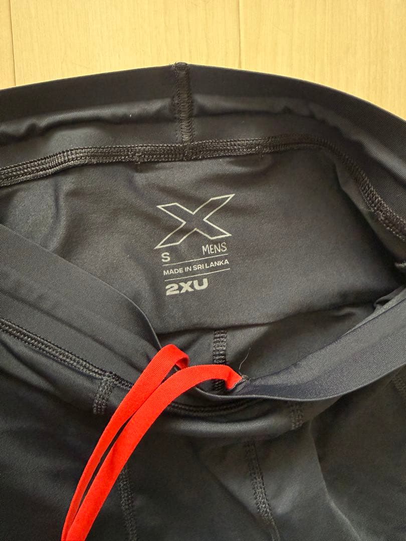 2XU メンズライトスピードリアクトコンプレッションタイツ MA7049B