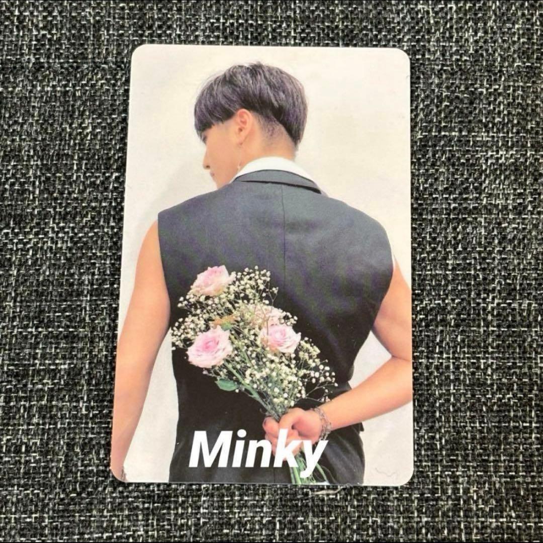 ATEEZ MOVEMET makestar 花 PVC 両面トレカ ソンファ