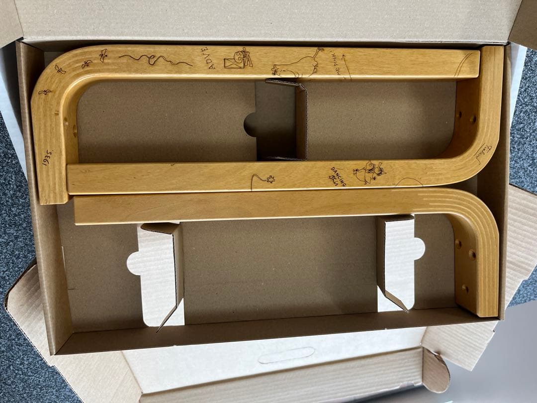 Stool 60 Celebratinon Artek ＋ Moomin