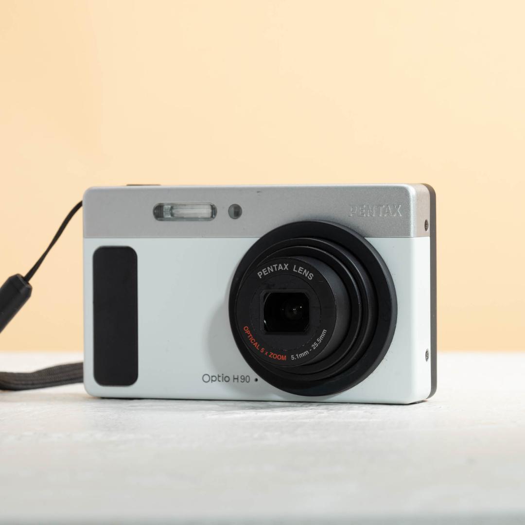 【可愛いすぎるコンデジ】PENTAX optio H90 ホワイト×シルバー