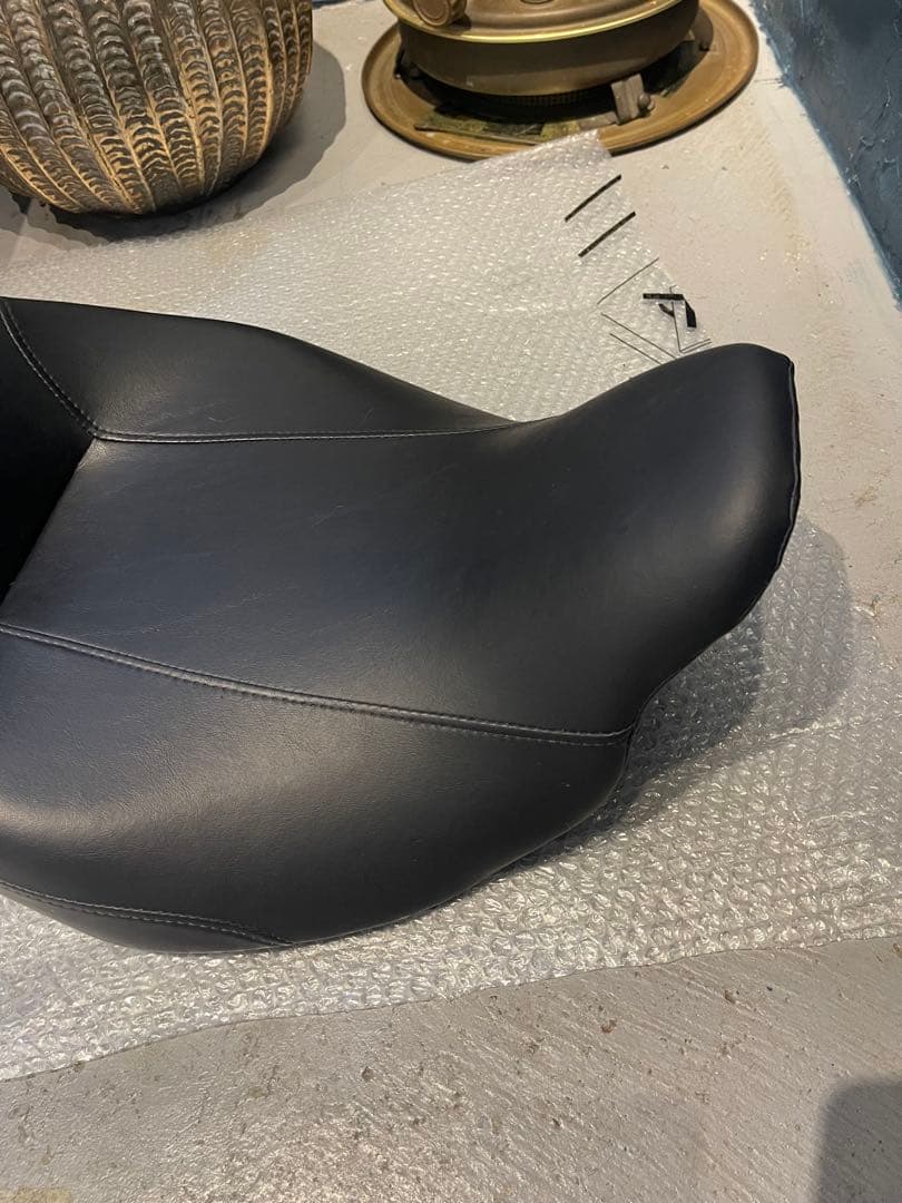 ★★★★ハーレーツーリングモデル、シート！美品！激安早い者勝ち！