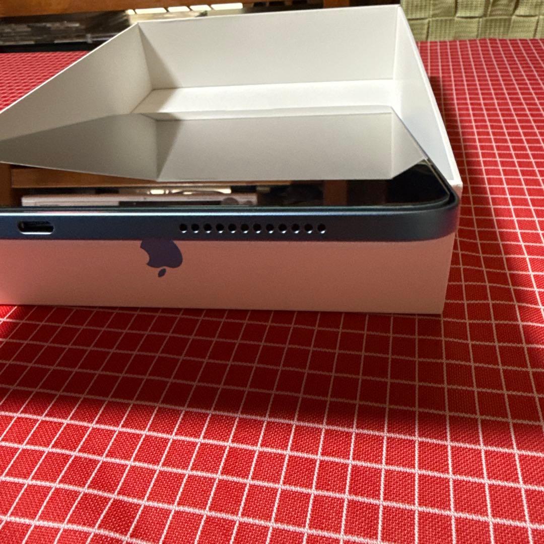 iPad Air 第5世代 64GB Wi-Fiモデル　ブルー