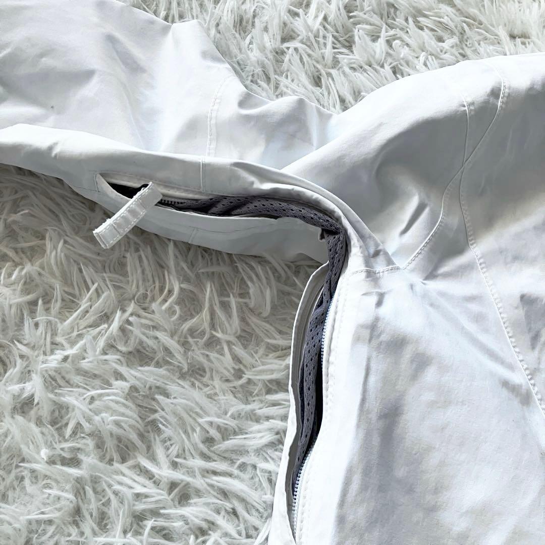 #4i✨VOLCOM ゴアテックス✨スノボウェア ジャケット メンズM 白