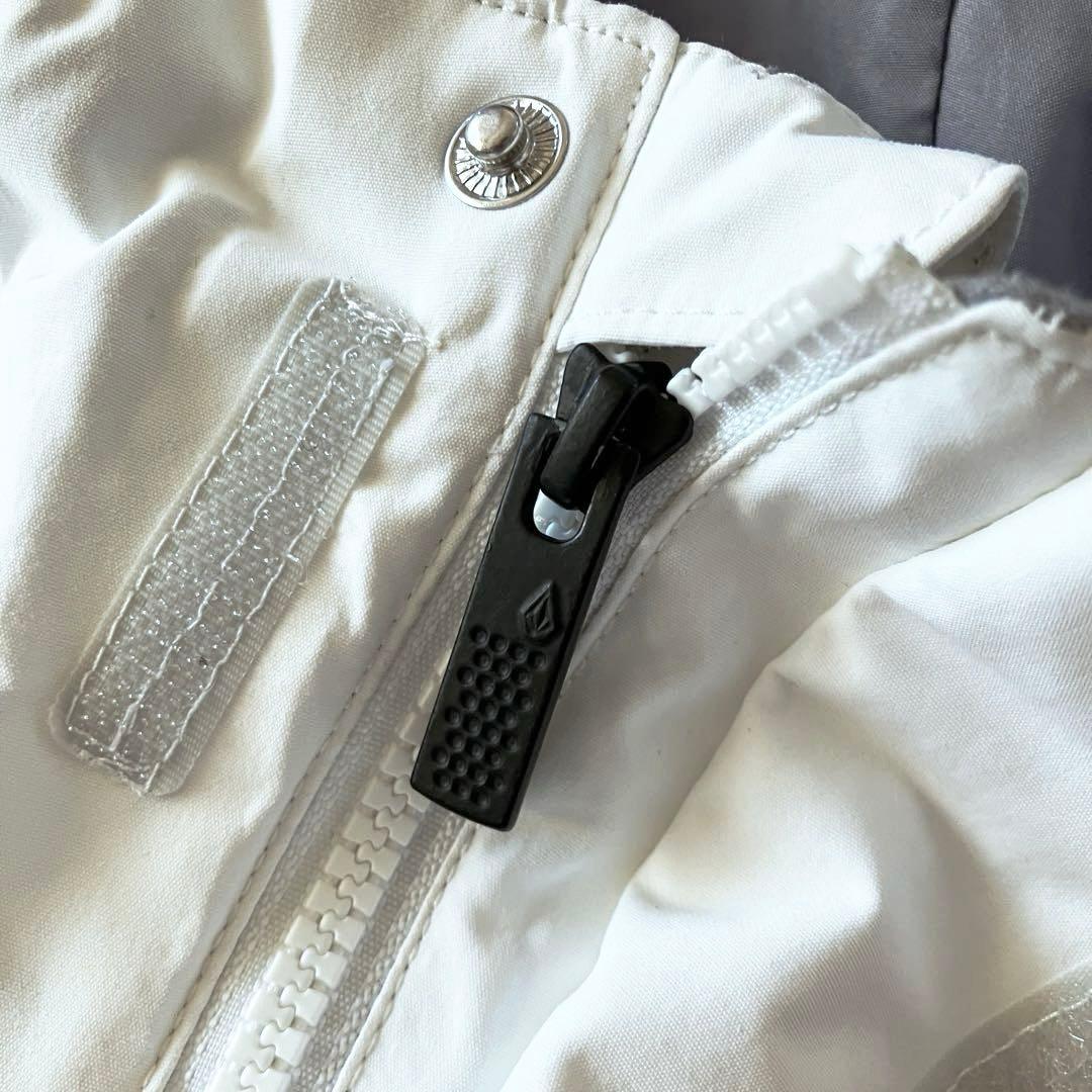 #4i✨VOLCOM ゴアテックス✨スノボウェア ジャケット メンズM 白