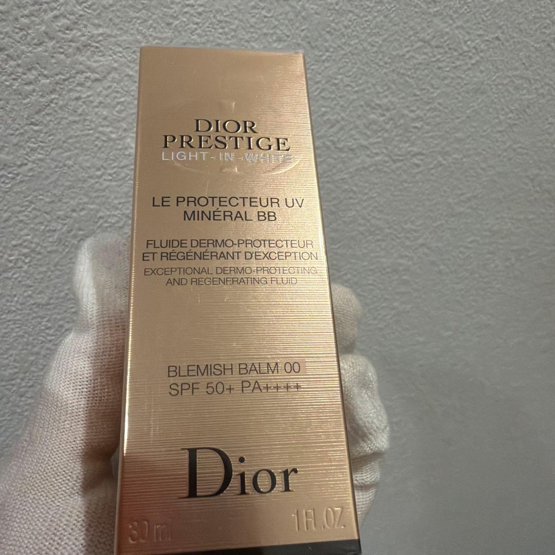 ディオール プレステージ ホワイト ル プロテクターUV ミネラル BB 00