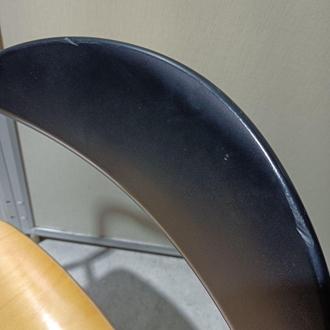 m102401fk フリッツ・ハンセン ヴィコ・ソロ チェア 2脚