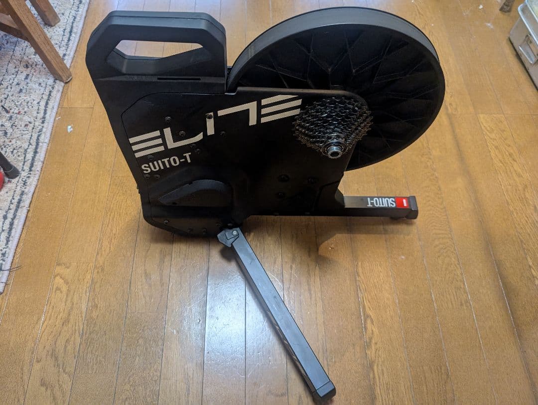 Elite Suito トレーニングローラー