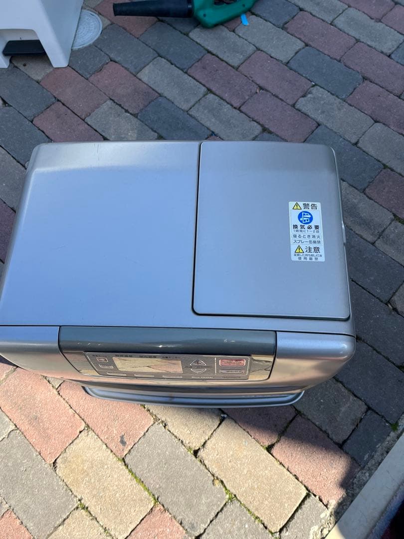 大型　ダイニチ工業製の石油ファンヒーター「FW-579LX」