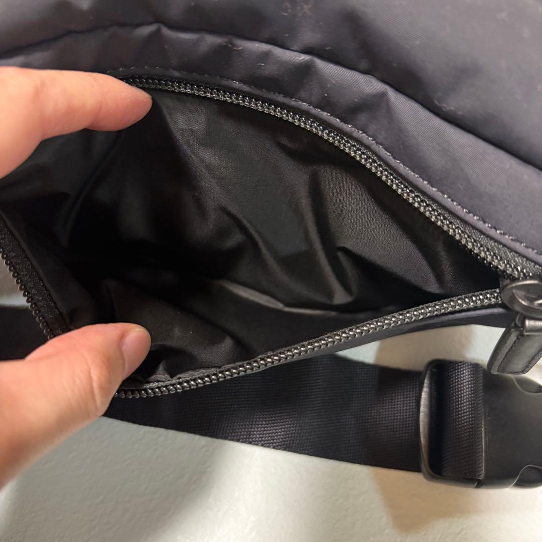 美品✨agnes b. アニエスベー TAS08-03 ウエストポーチ ブラック