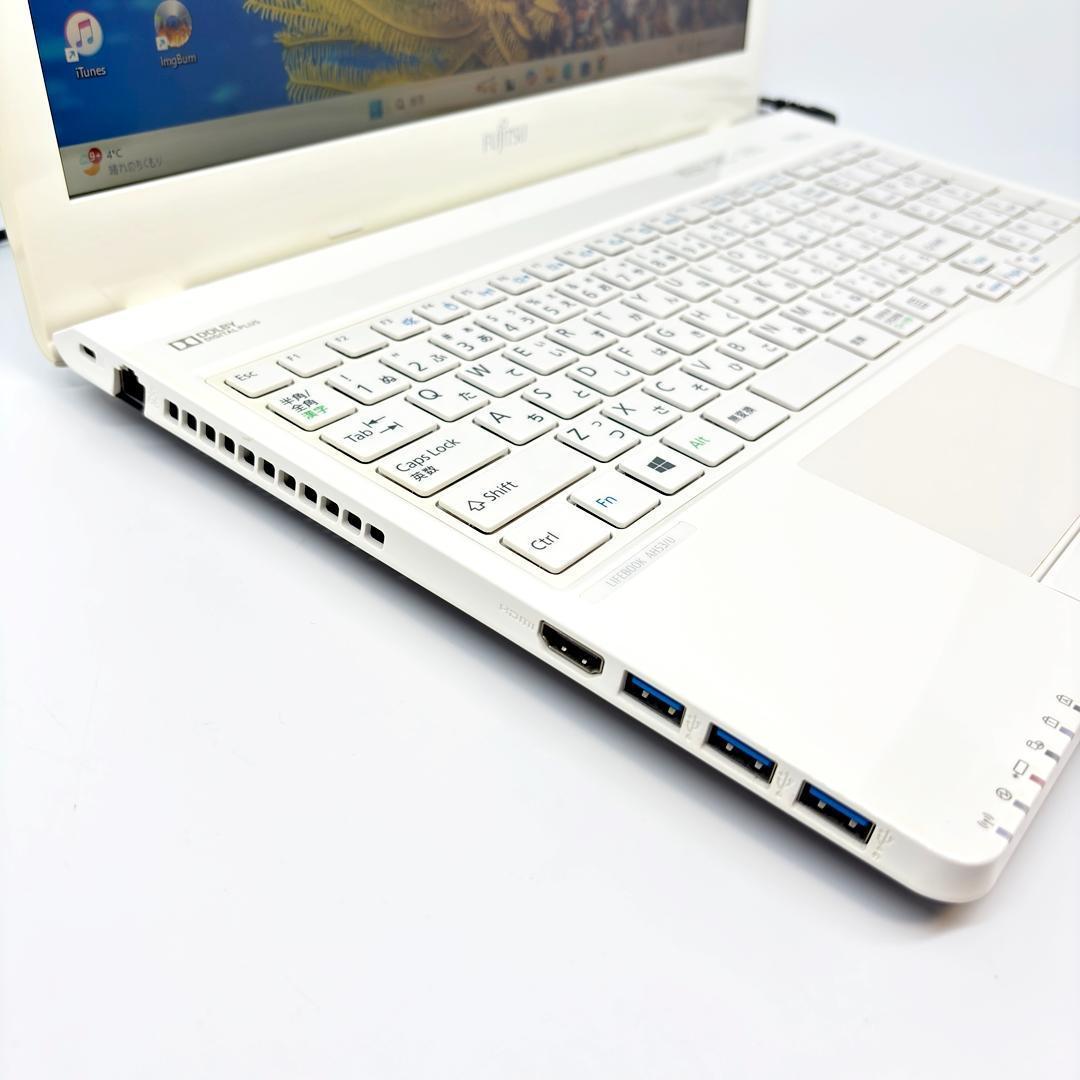富士通 ノートパソコン Corei7 新品SSD オフィス付き Win11 A6