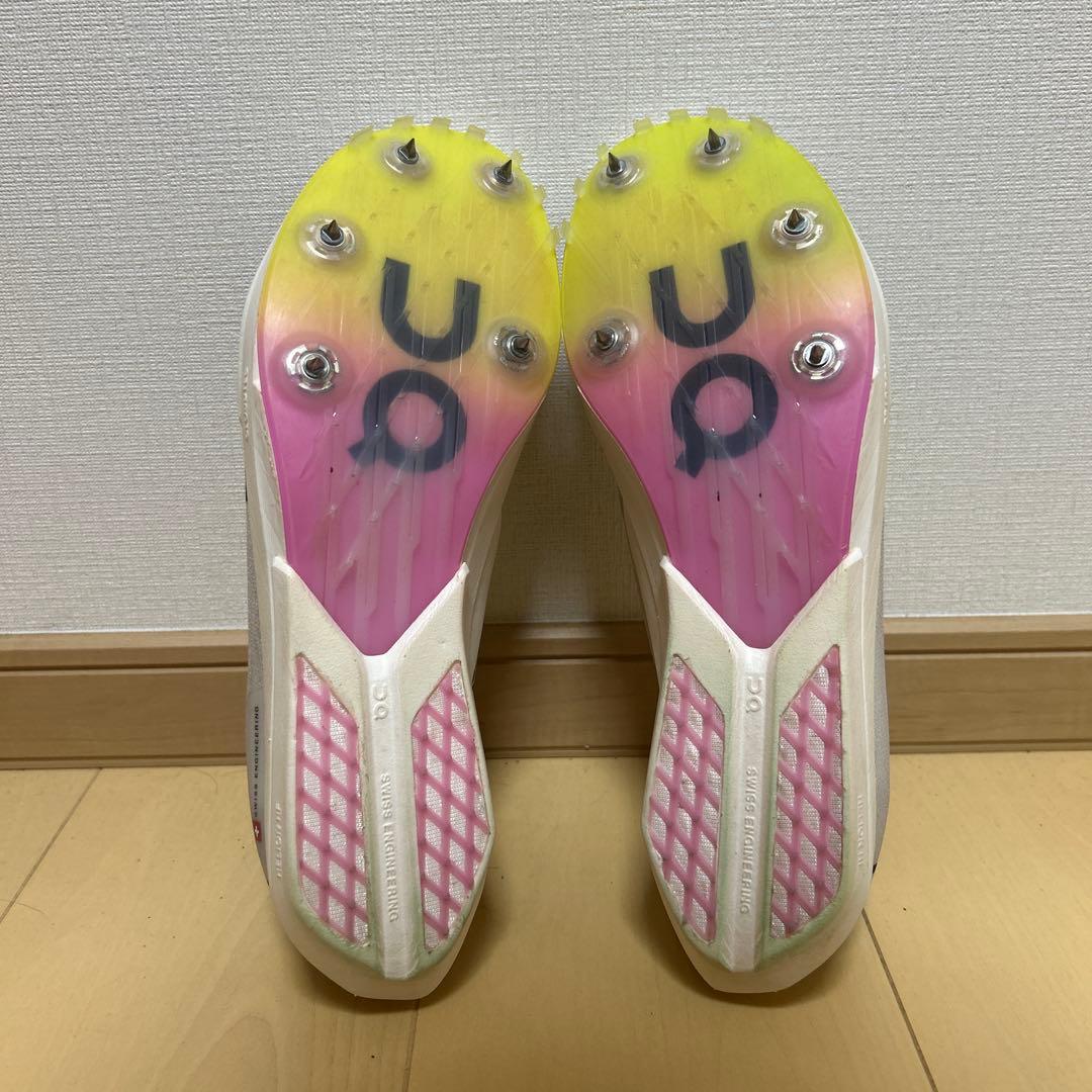 オン アンプリウス2 ホワイト/イエロー