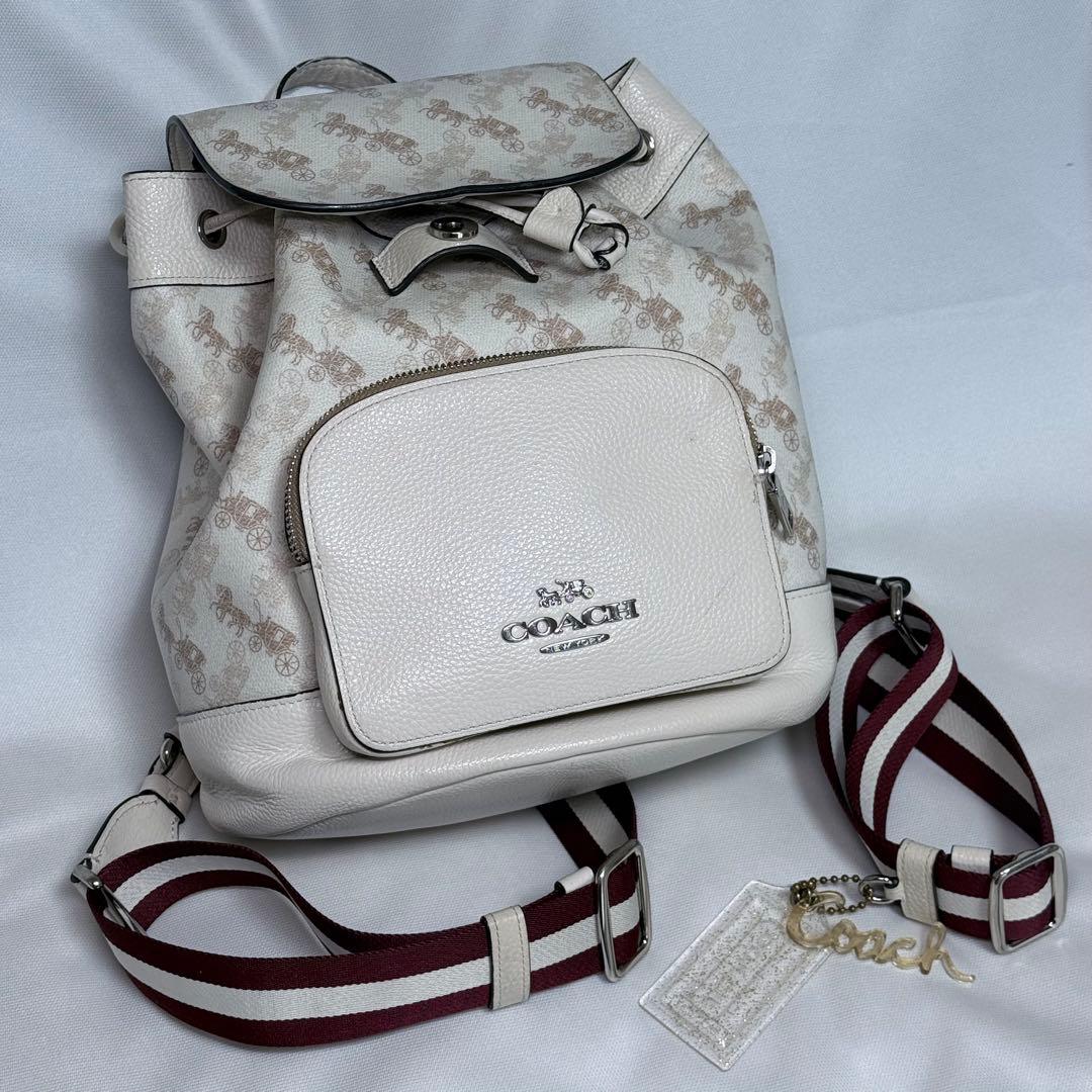 coach キーホルダー付きリュック