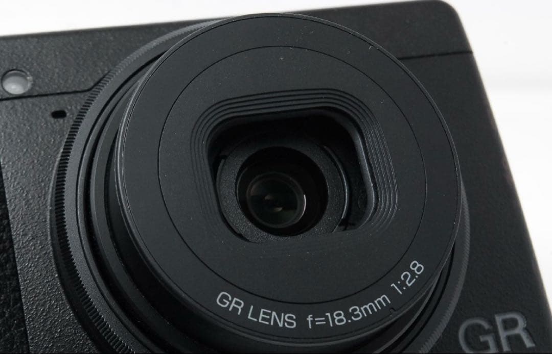 【美品】中古品　RICOH GR Ⅲ コンパクトデジタルカメラ