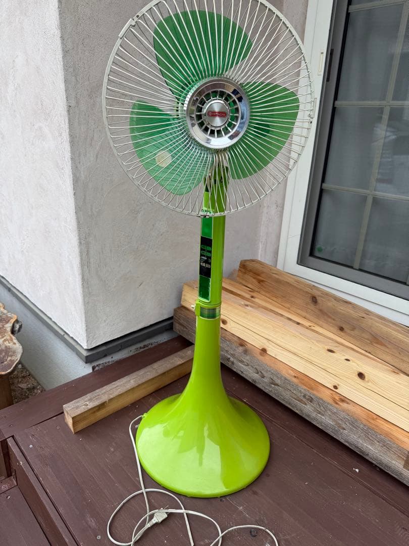 昭和レトロ 大型扇風機 アンティーク　日立 当時物 1970年代 　動作良好