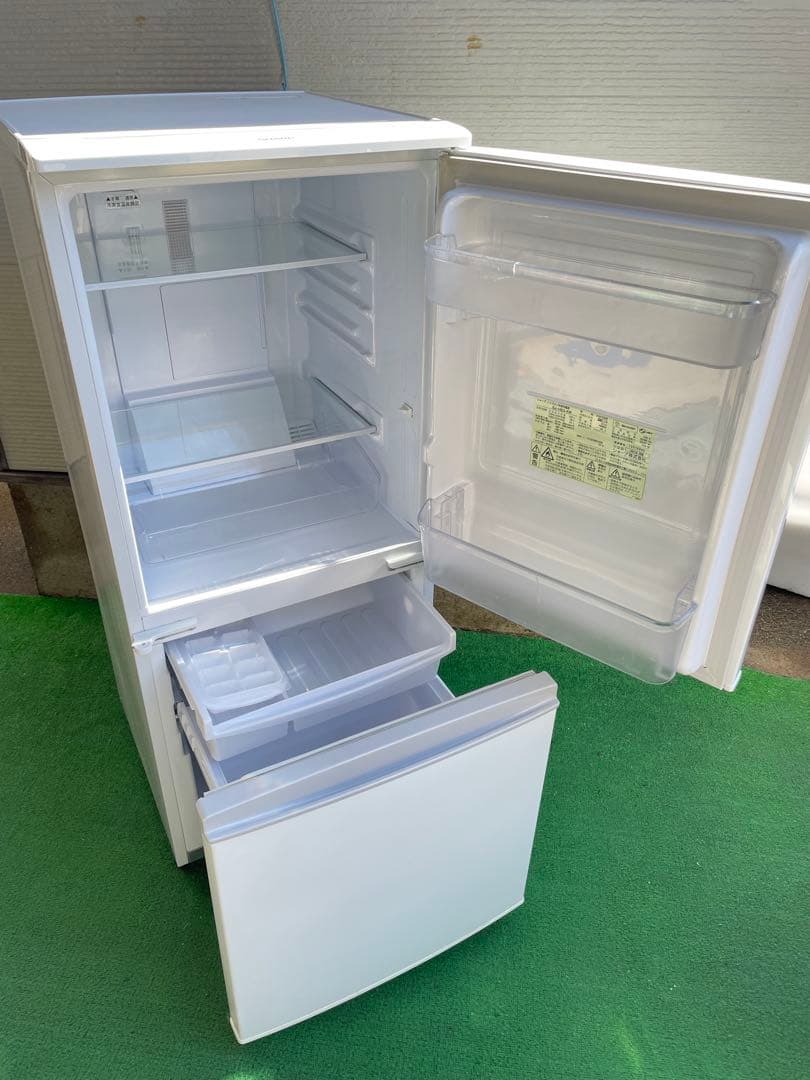 775 シャープ キーワード 左右付け替え可能2ドア冷蔵庫 ホワイト 一人暮らし