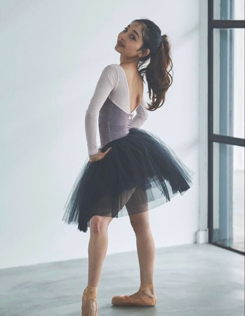 Stina 長袖レオタード　type V/ Pサイズ