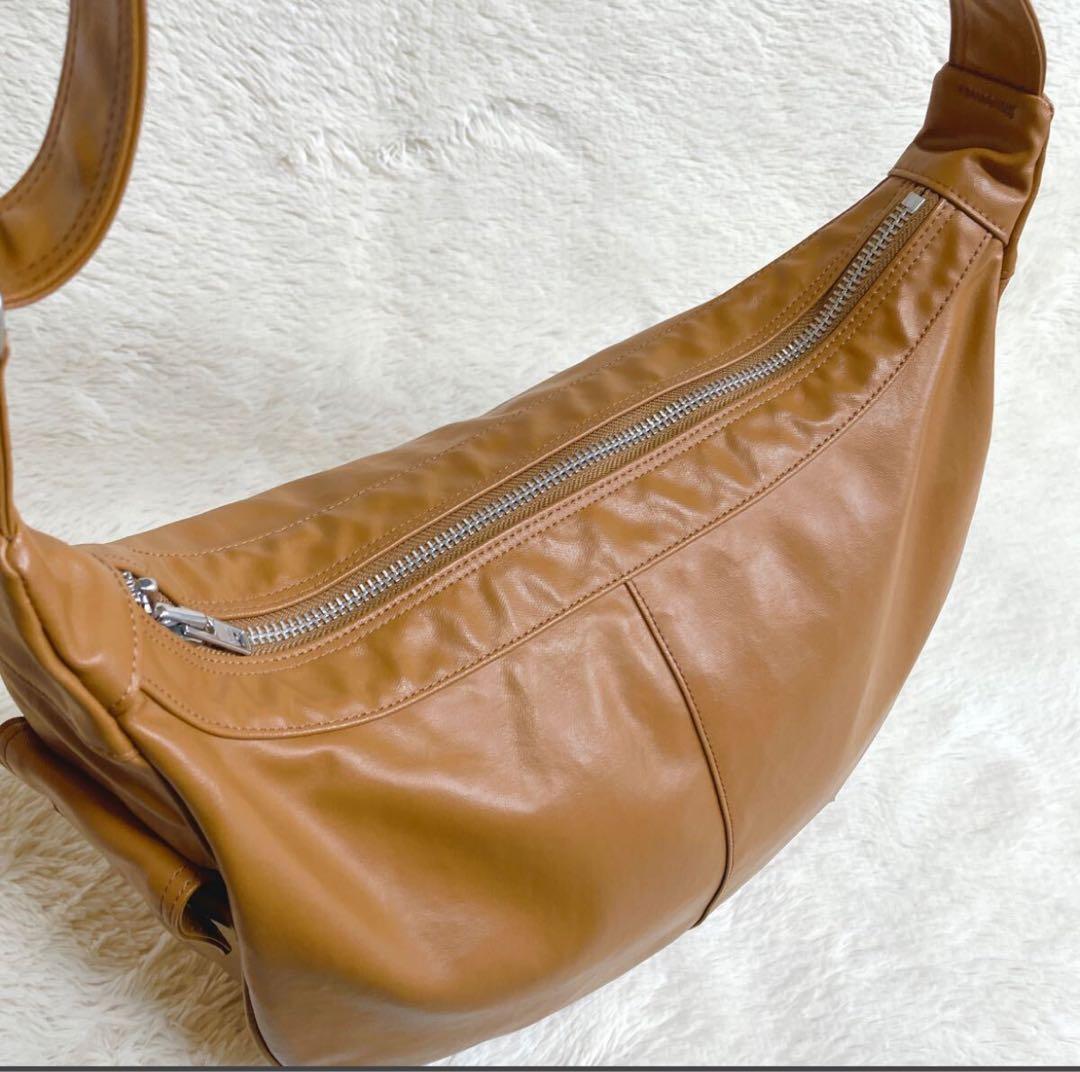 ✨未使用✨ポーター　フリースタイル　ハーフムーン　ショルダーバッグメッセンジャー