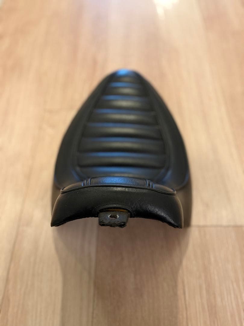 ザル　タックロールシート　EVO ソフテイル　ハーレー