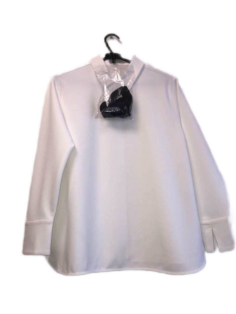 iCB今季　マラボーテＷジョーゼット ボウタイ付きシャツカラートップス